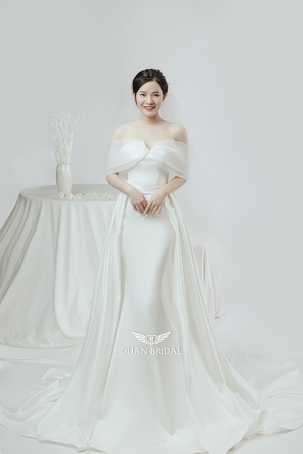 Váy cưới đuôi cá phong cách Hàn Quốc mới nhất