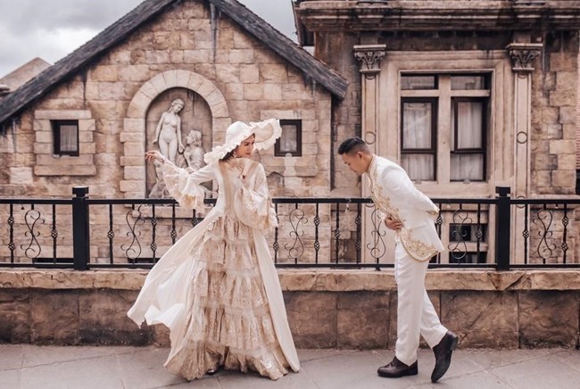 Váy cưới phong cách châu Âu thanh lịch cho nàng dâu Việt  Nicole Bridal